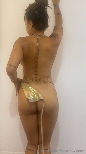 Full leaked Earthyasmin private onlyfans photo