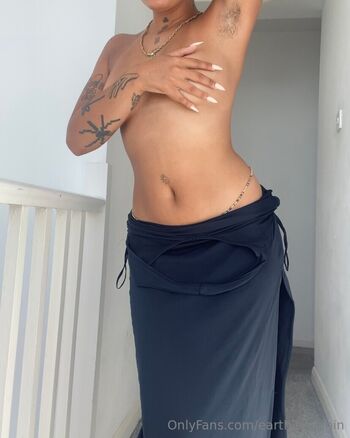 Full leaked Earthyasmin private onlyfans photo
