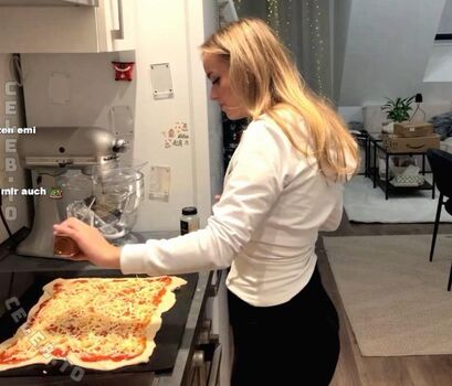 Full leaked Easyemi private onlyfans photo