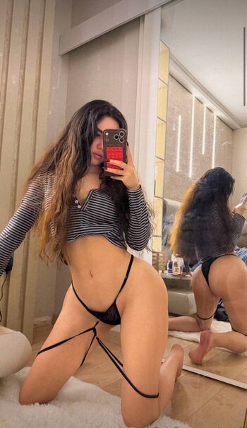 Full leaked Ece ronay private onlyfans photo