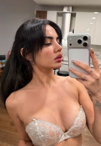 Full leaked Ece ronay  page private onlyfans photo