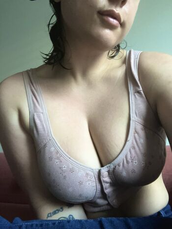 Full leaked Eclair private onlyfans photo