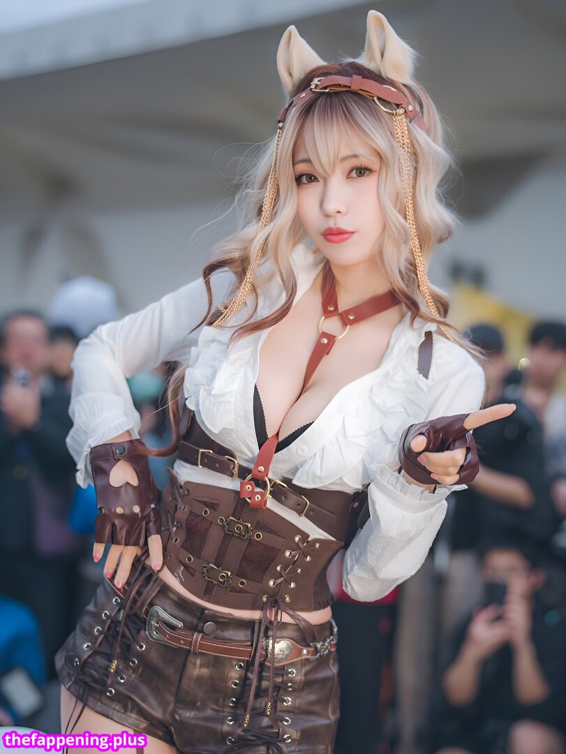 Ely Cosplay / Ely_eee / eeelyeee Nude OnlyFans Photo #146