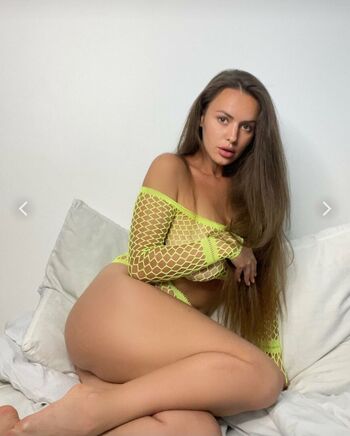 Full leaked Eeemilyyy page private onlyfans photo