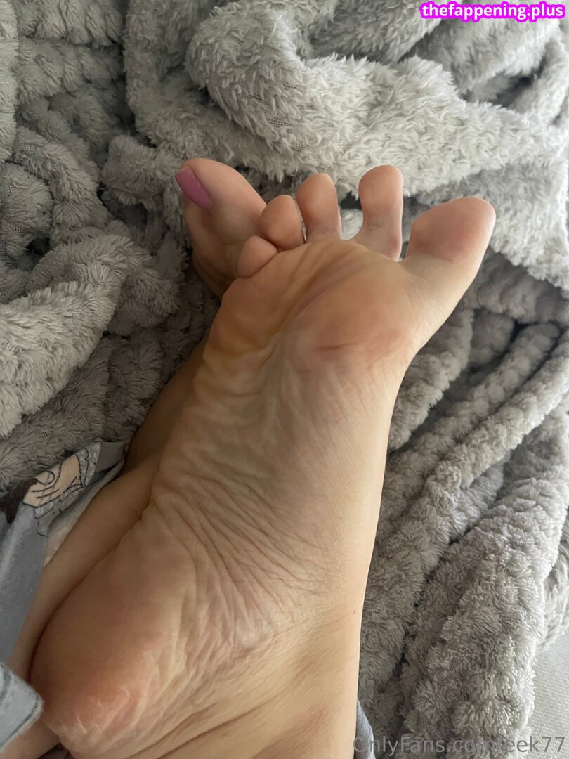 eek77 Meztelen OnlyFans Fotó #15