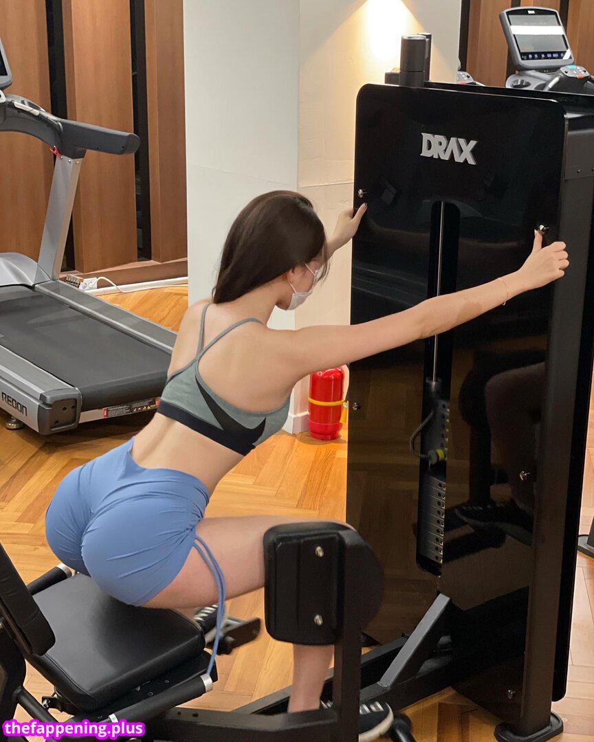 eeu_nkyo Foto OnlyFans Nua #11