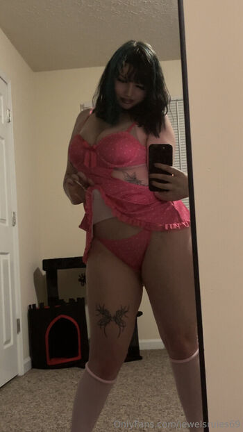 Full leaked Egirljewels private onlyfans photo