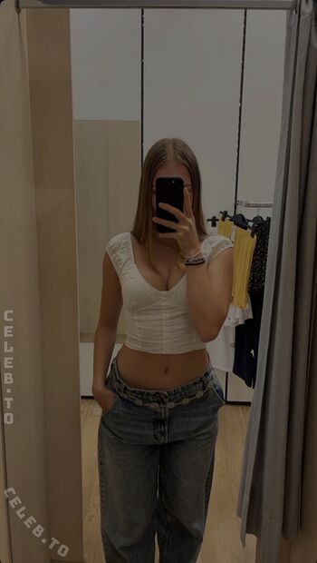 Full leaked Einfachlia private onlyfans photo