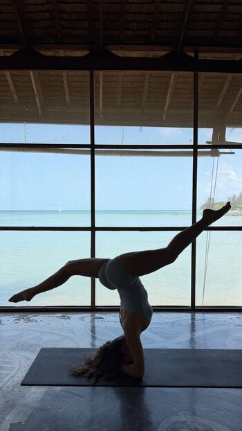 Full leaked Ela be eri private onlyfans photo