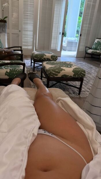 Full leaked Elara  page private onlyfans photo