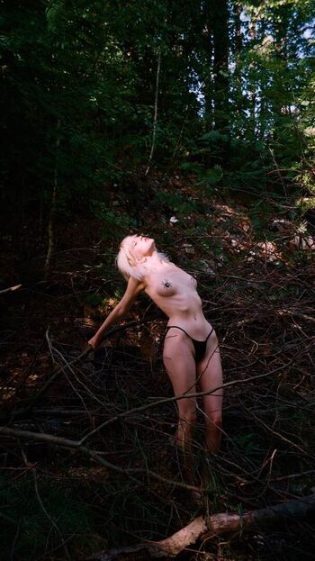 Full leaked Electric blonde private onlyfans photo