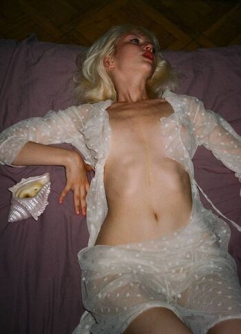 Full leaked Electric blonde private onlyfans photo