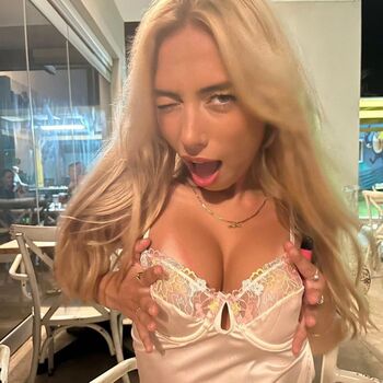 Full leaked Elena kamperi private onlyfans photo