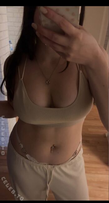 Full leaked Elenamariee private onlyfans photo