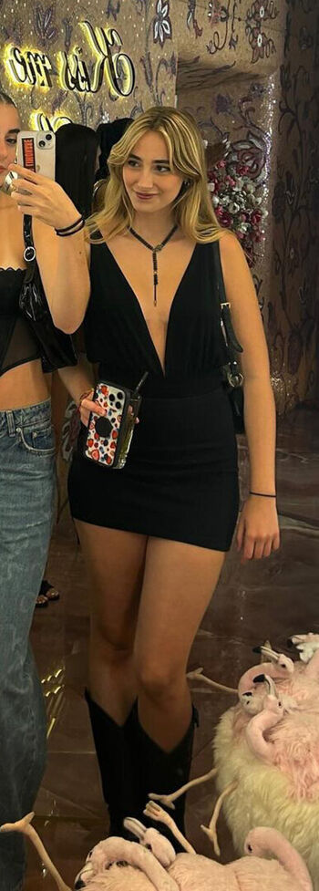 Full leaked Eleonora caressa private onlyfans photo