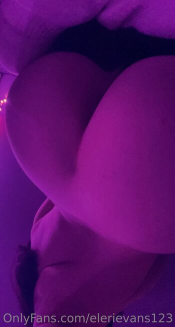 Full leaked Elerievans private onlyfans photo