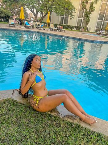 Full leaked Eliizabeth robinson page private onlyfans photo