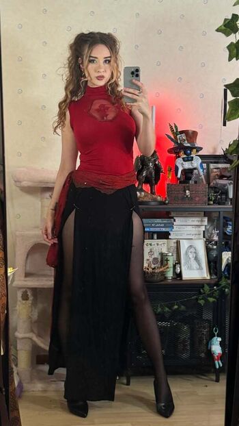 Full leaked Elina page private onlyfans photo