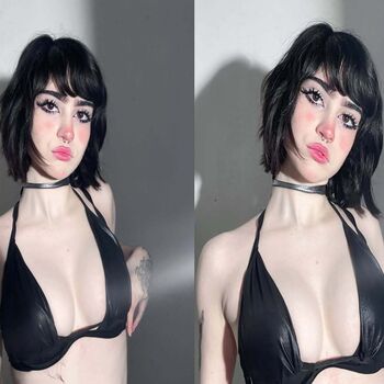 Full leaked Elinoiiddx private onlyfans photo