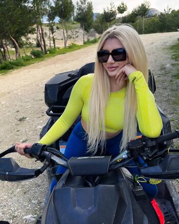 Full leaked Elis sakall private onlyfans photo