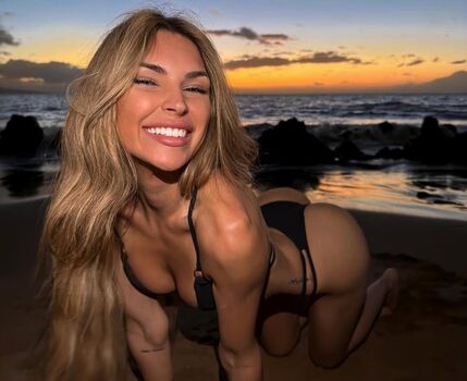 Full leaked Elisabeth rioux page private onlyfans photo