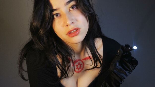 Full leaked Elise asmr elise tran elise s garden private onlyfans photo