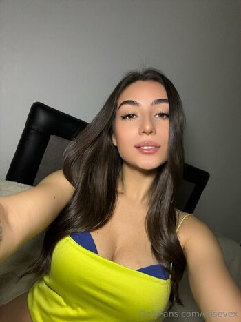 Full leaked Elise vex private onlyfans photo