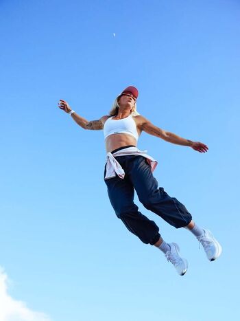 Full leaked Elizabeth clay private onlyfans photo