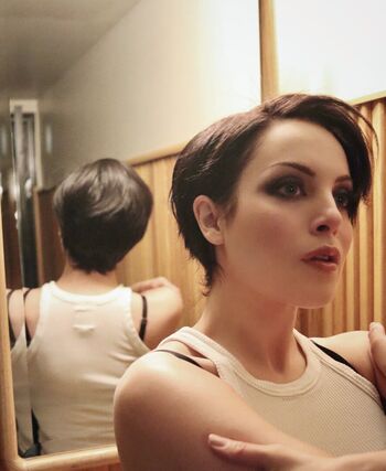 Full leaked Elizabeth gillies page private onlyfans photo