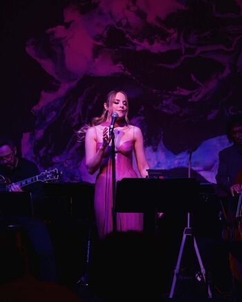 Full leaked Elizabeth gillies private onlyfans photo