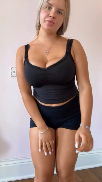 Full leaked Elizabeth m page private onlyfans photo