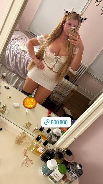 Full leaked Elizabeth m private onlyfans photo