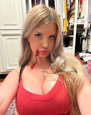 Full leaked Elizabeth m private onlyfans photo