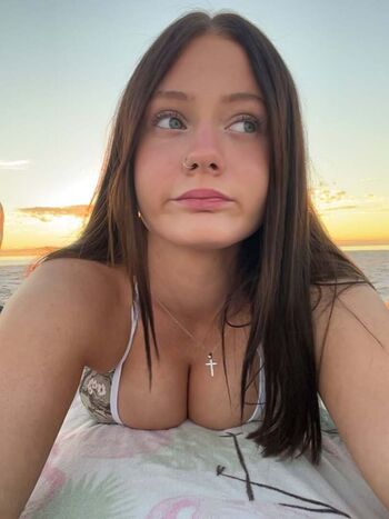 Full leaked Elizaross private onlyfans photo