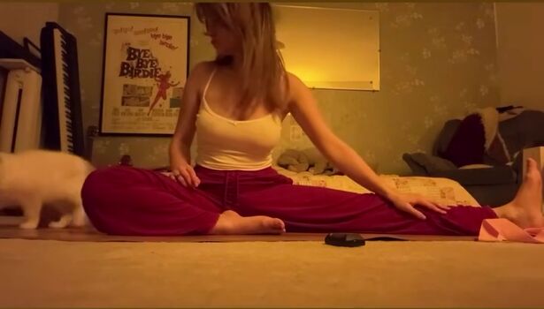 Full leaked Ella ballentine page private onlyfans photo