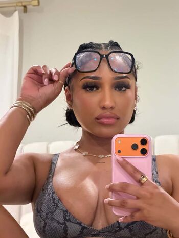 Full leaked Ella bandz private onlyfans photo