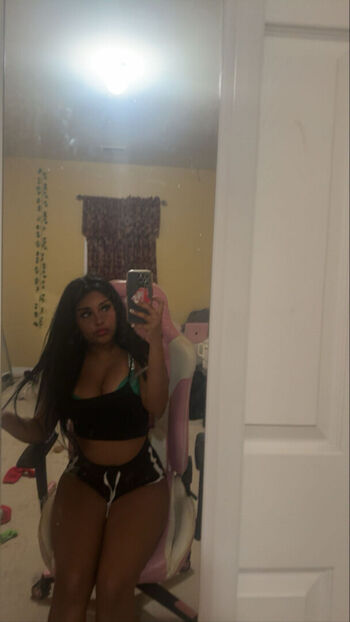 Full leaked Ella belay private onlyfans photo