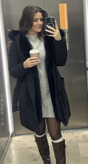 Full leaked Ella di fit private onlyfans photo