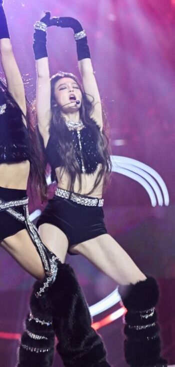 Full leaked Ella gross private onlyfans photo