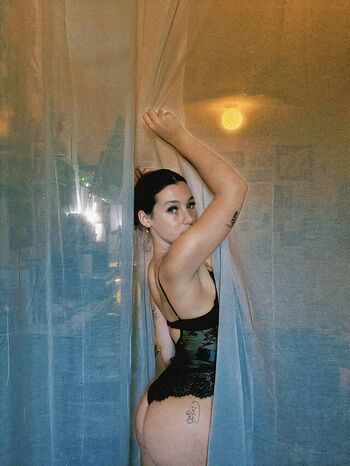 Full leaked Ella hanson private onlyfans photo
