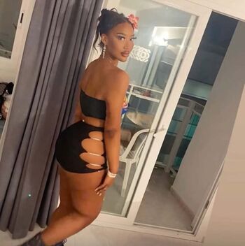 Full leaked Ella mac private onlyfans photo