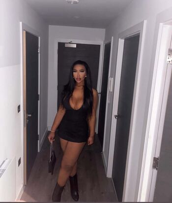 Full leaked Ella mac private onlyfans photo