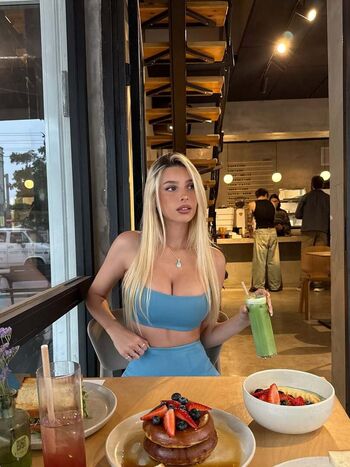 Full leaked Ella netzer private onlyfans photo