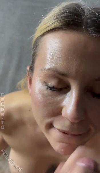 Full leaked Ellanoli private onlyfans photo