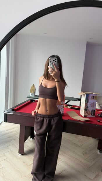 Full leaked Ellapetitee page private onlyfans photo