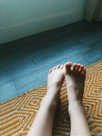 Full leaked Ellbat private onlyfans photo