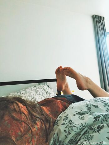 Full leaked Ellbat private onlyfans photo