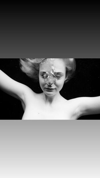 Full leaked Elle fanning page private onlyfans photo