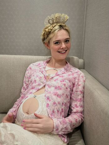Full leaked Elle fanning page private onlyfans photo