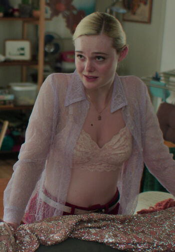 Full leaked Elle fanning private onlyfans photo